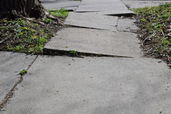 Cost of Concrete Sidewalk Leveling in Easton